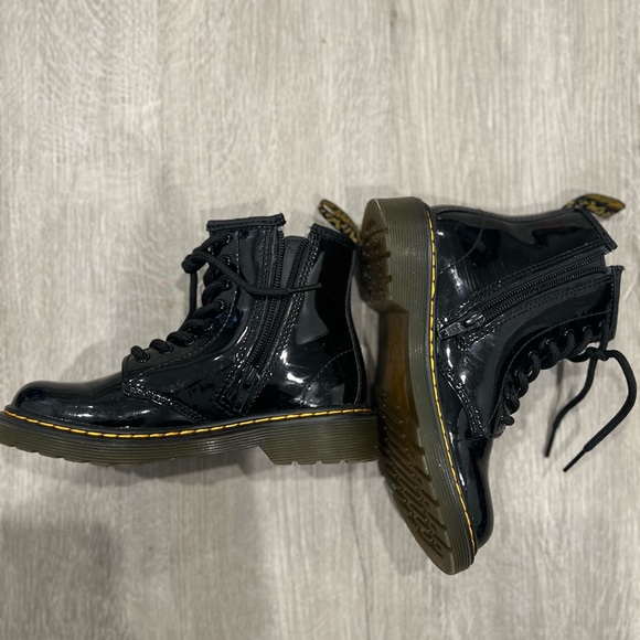 Dr Martens Black Patent Boots-Kid Size 13 - Picture 7 of 10